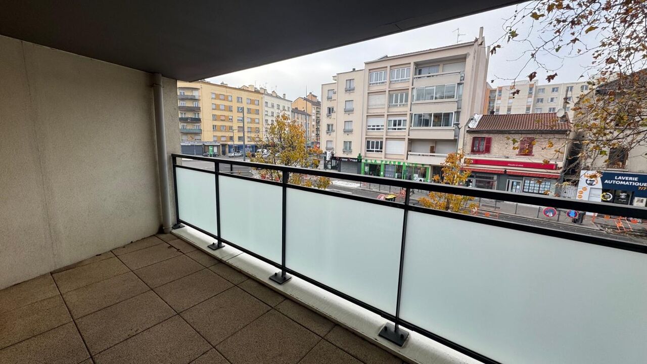 appartement 3 pièces 65 m2 à vendre à Lyon 8 (69008)