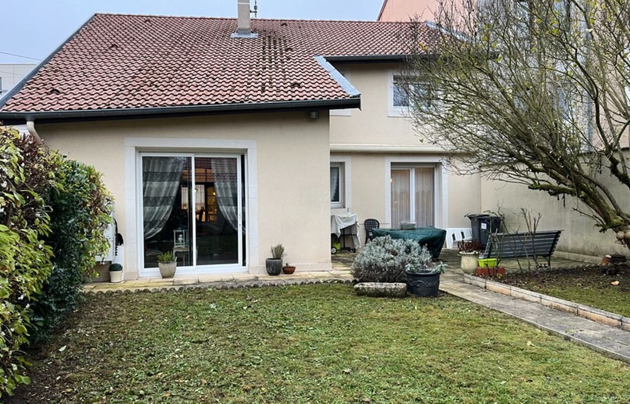 maison 8 pièces 182 m2 à vendre à Lunéville (54300)