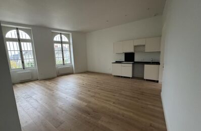 location appartement 1 130 € CC /mois à proximité de Laval (53000)