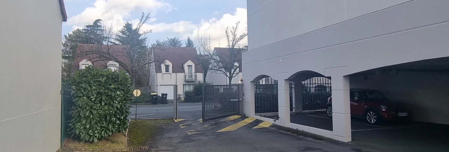 Garage   m² à vendre à Orléans (45100)