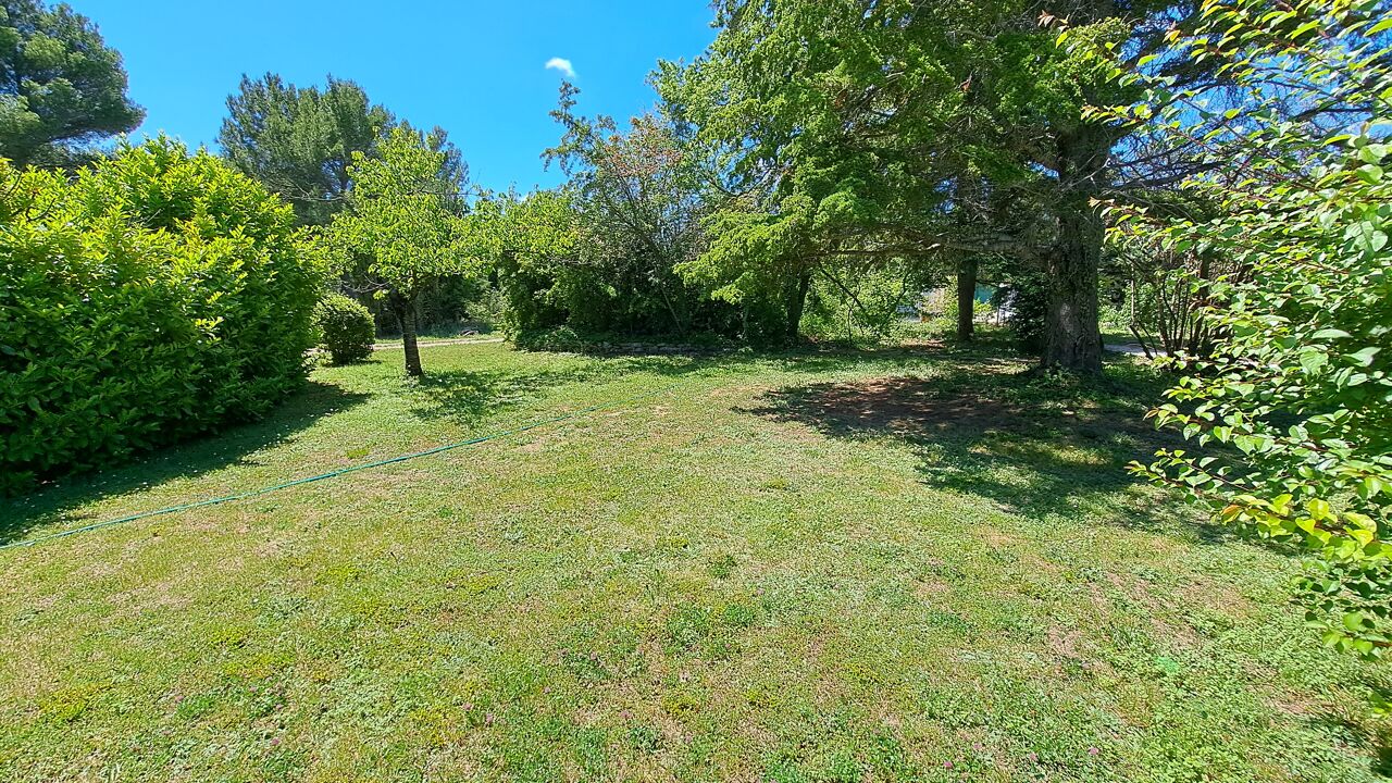 terrain  pièces 1500 m2 à vendre à Éguilles (13510)