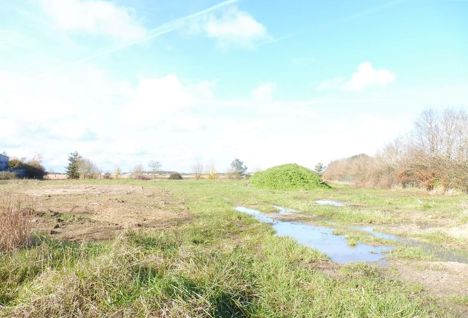 Vente terrain  5219 m² Sainte-Catherine-de-Fierbois (37800) — photo 1