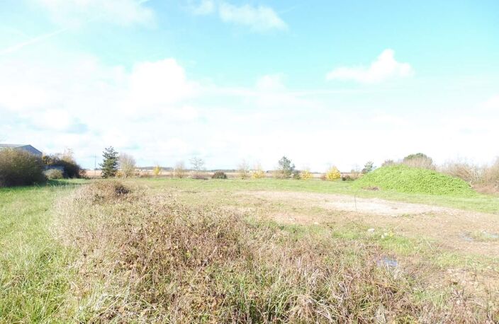 Vente terrain  5219 m² Sainte-Catherine-de-Fierbois (37800) — photo 2