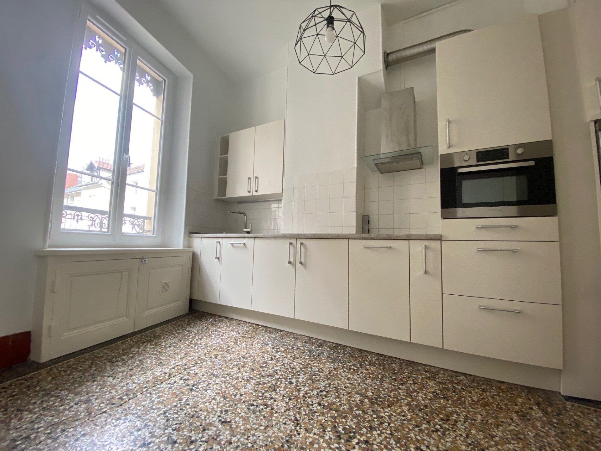 Appartement 3 pièces  à louer Grenoble 38000