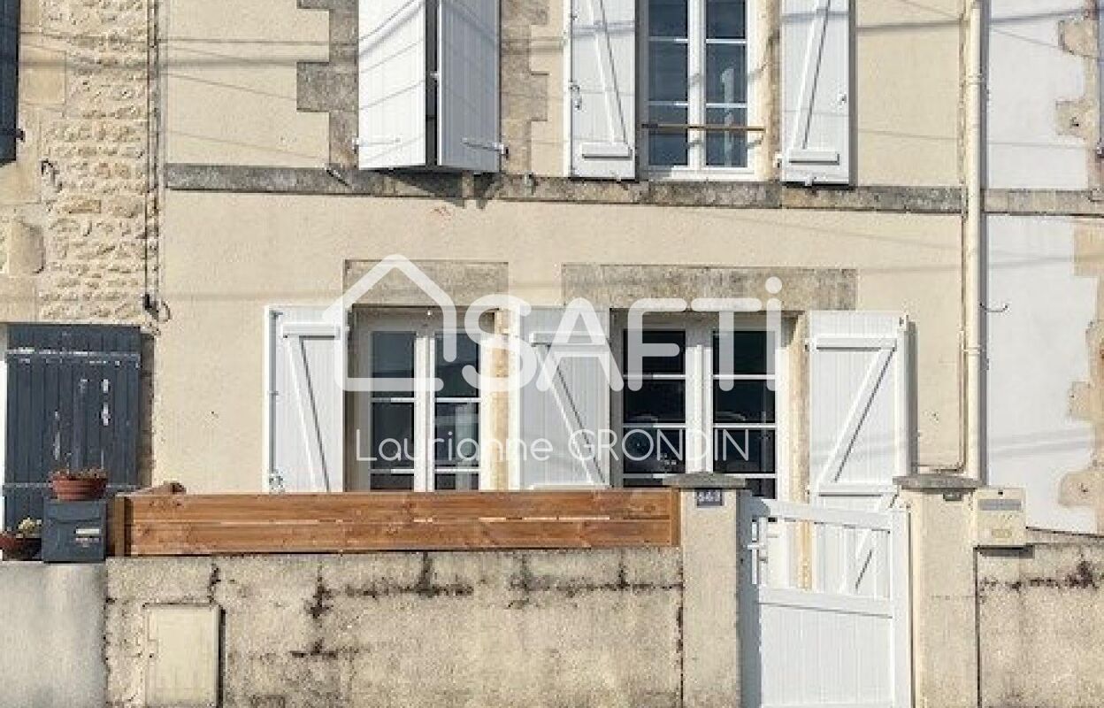 maison 5 pièces 140 m2 à vendre à Saint-Jean-d'Angély (17400)