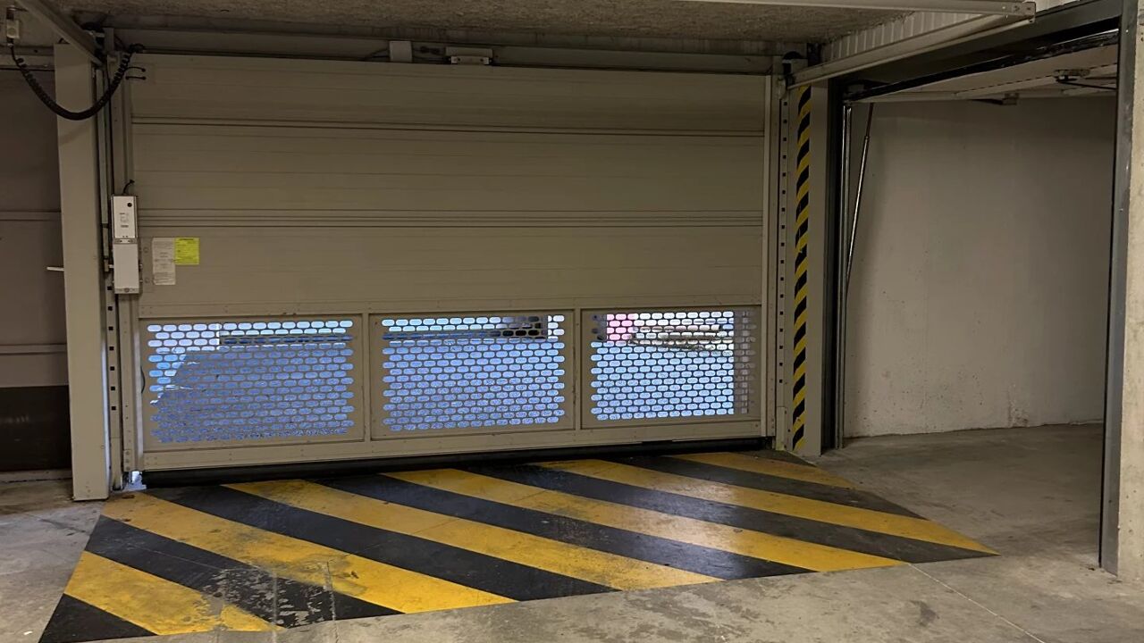 garage  pièces 14 m2 à vendre à Digne-les-Bains (04000)