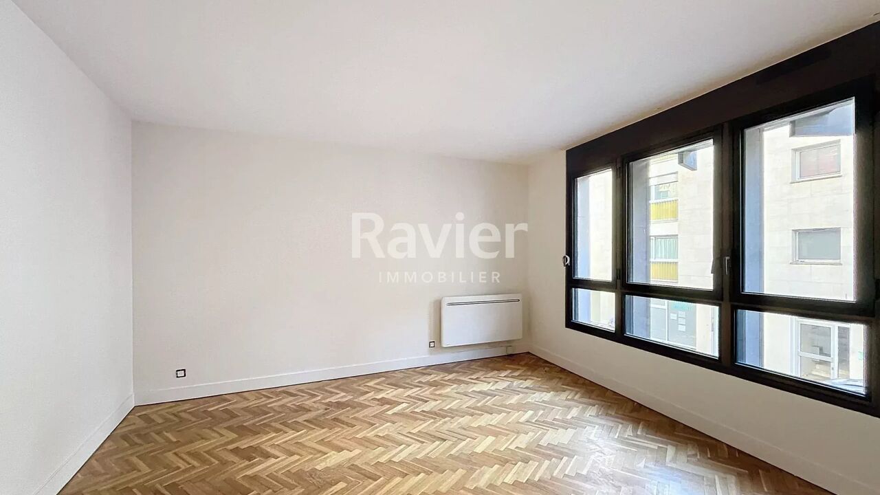 appartement 4 pièces 75 m2 à louer à Paris 16 (75016)