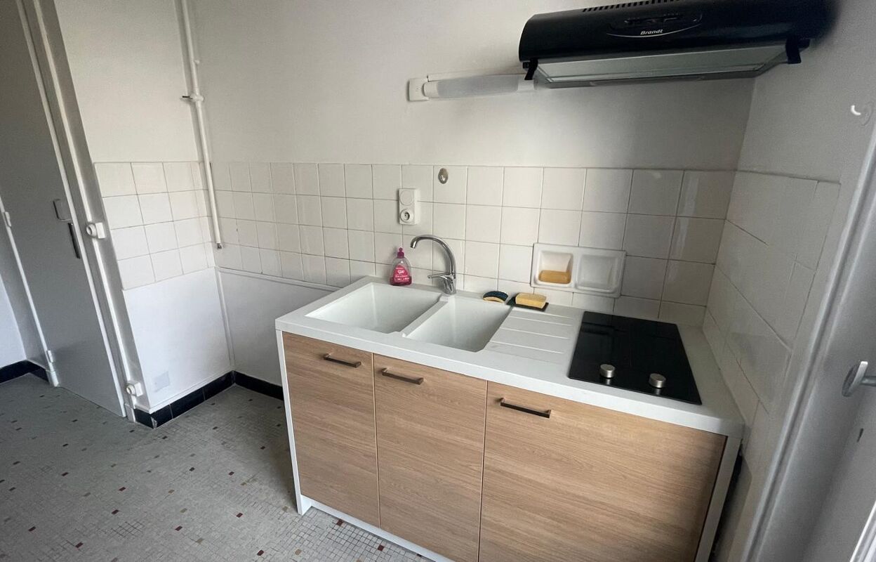 appartement 3 pièces 73 m2 à louer à Lyon 1 (69001)