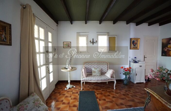 Villa — photo 3