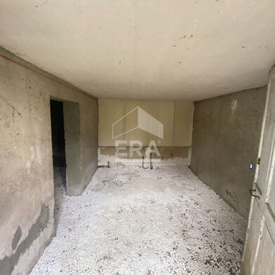 Garage  6900 €