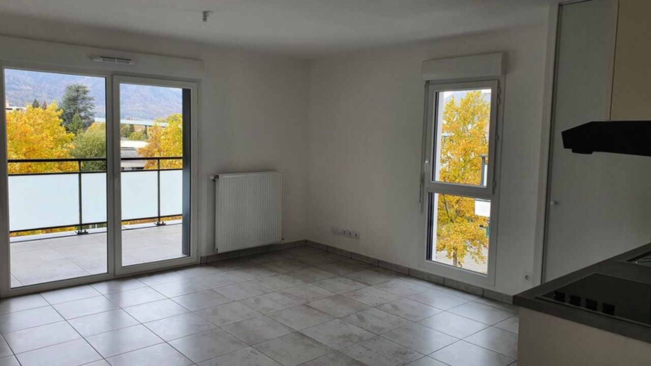 appartement 3 pièces 55 m2 à louer à Cluses (74300)