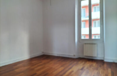 location appartement 705 € CC /mois à proximité de Roquevaire (13360)