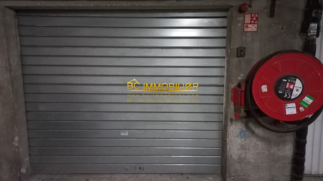 garage  pièces 15 m2 à vendre à Marseille 9 (13009)