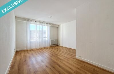 appartement 3 pièces 60 m2 à vendre à Chantilly (60500)