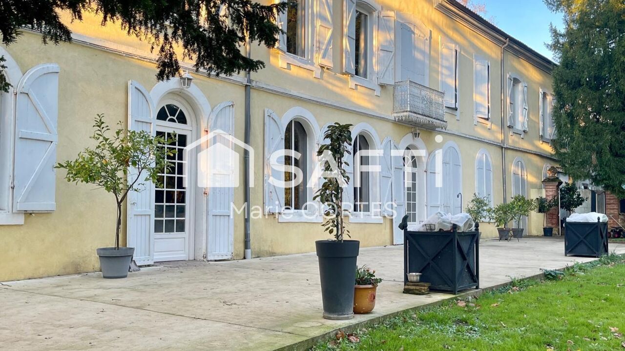 maison 10 pièces 374 m2 à vendre à Gaillac (81600)