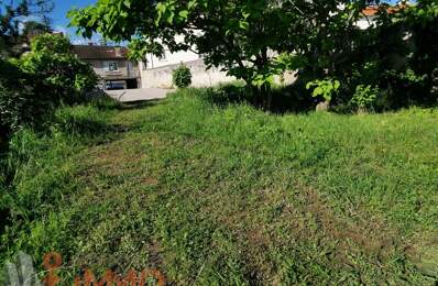 Terrain constructible — photo du bien