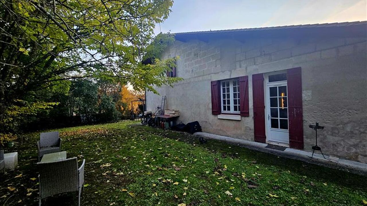 maison 8 pièces 212 m2 à vendre à Montguyon (17270)