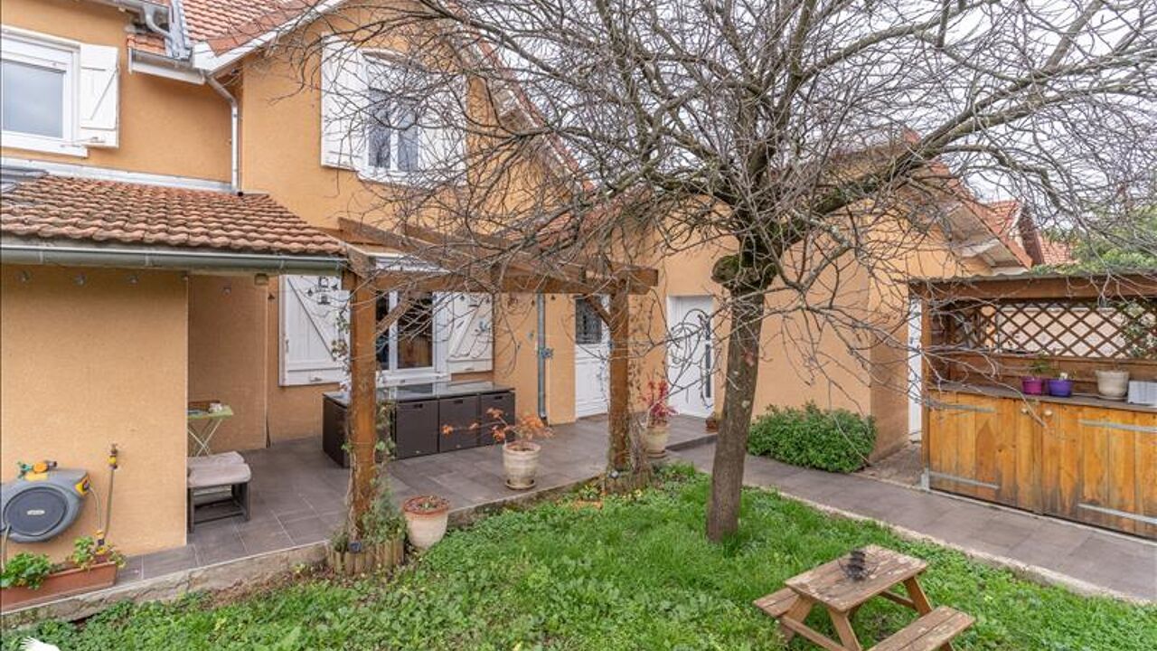 maison 4 pièces 94 m2 à vendre à Villeurbanne (69100)