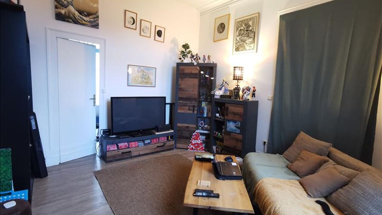 appartement 2 pièces 30 m2 à vendre à Bordeaux (33000)