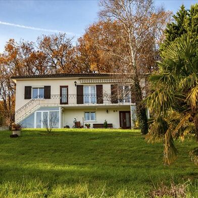 Maison 5 pièces 180900 €