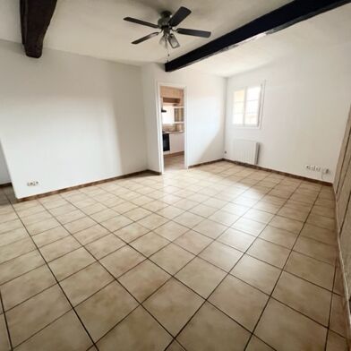 Appartement 3 pièces 485 €