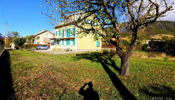 Villa / Maison 12 pièces  à vendre Barcelonnette 04400