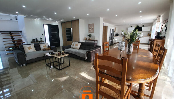 Villa / Maison 5 pièces  à vendre Montélimar 26200