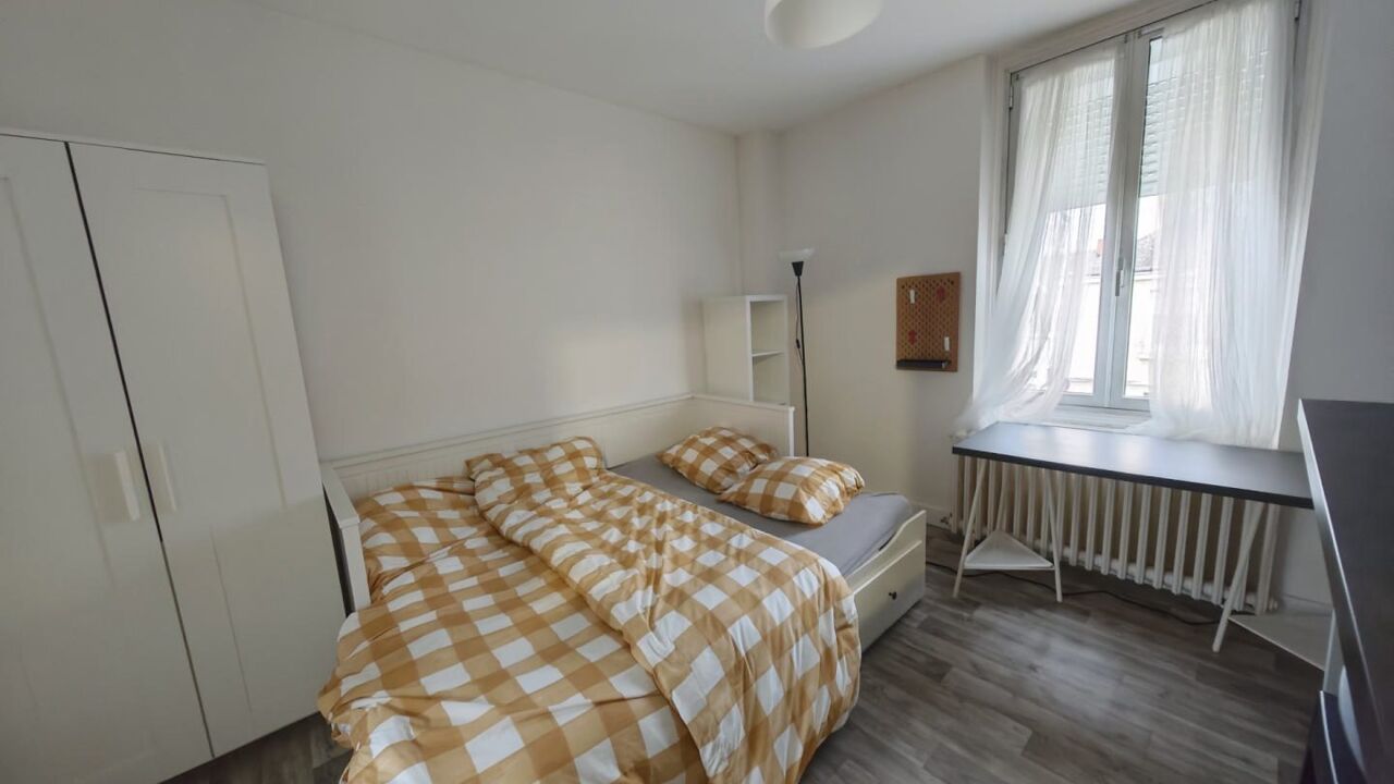 immeuble  pièces 100 m2 à vendre à La Riche (37520)