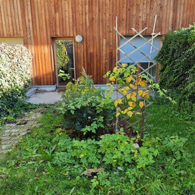 Appartement 5 pièces 275600 €