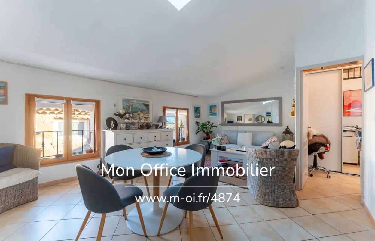 appartement 2 pièces 44 m2 à vendre à Pourrières (83910)