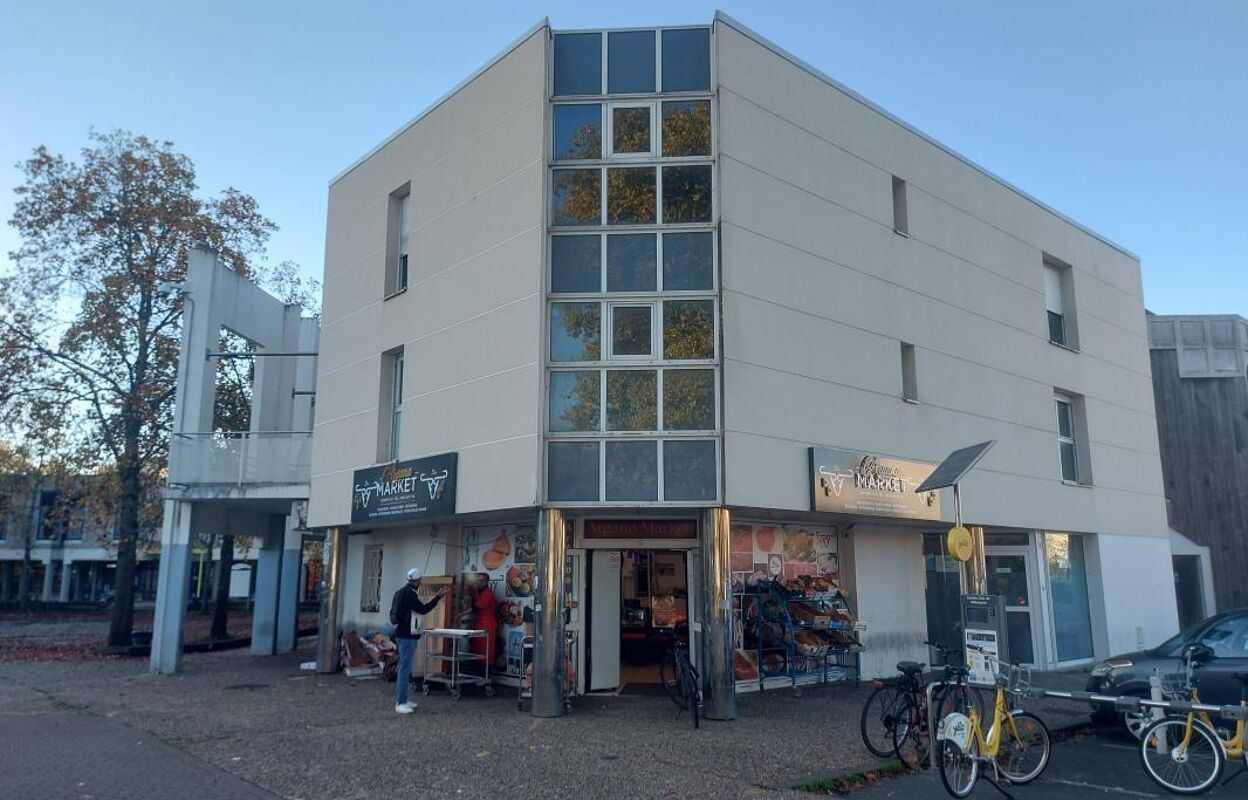 immeuble  pièces 445 m2 à vendre à La Rochelle (17000)