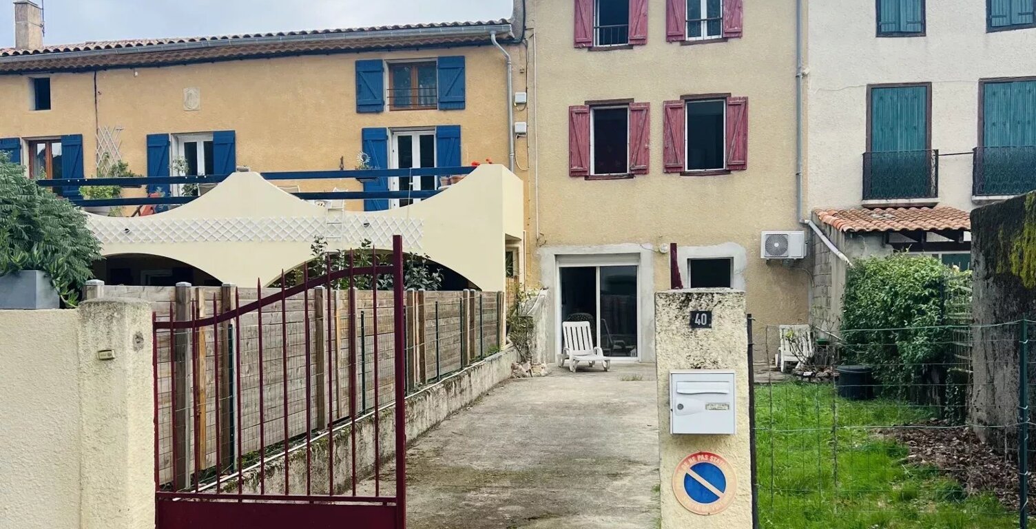Maison de village rénovée avec jardin — photo 1
