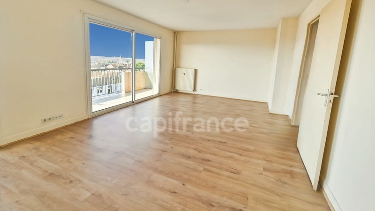 appartement 3 pièces 69 m2 à vendre à Orthez (64300)