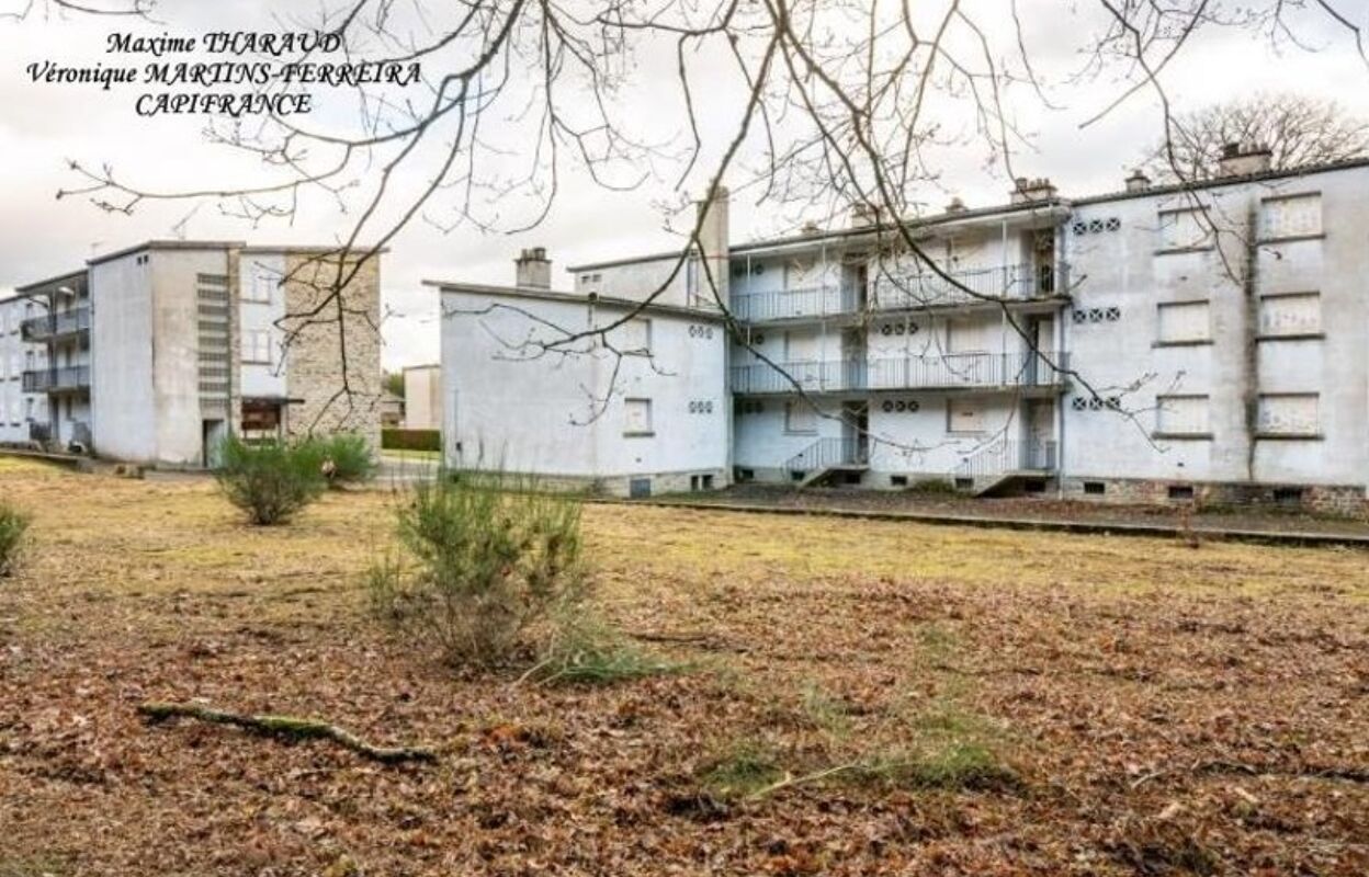 immeuble  pièces 1258 m2 à vendre à La Guiche (71220)