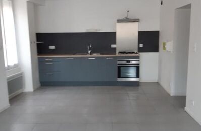 location appartement 450 € CC /mois à proximité de Saint-Mars-la-Jaille (44540)