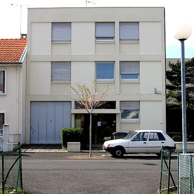 Appartement 1 pièces 400 €