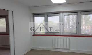 Bureau  232 m² à louer à Meaux (77100)