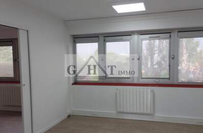 BUREAUX 232 M² A LOUER A MEAUX : — photo du bien