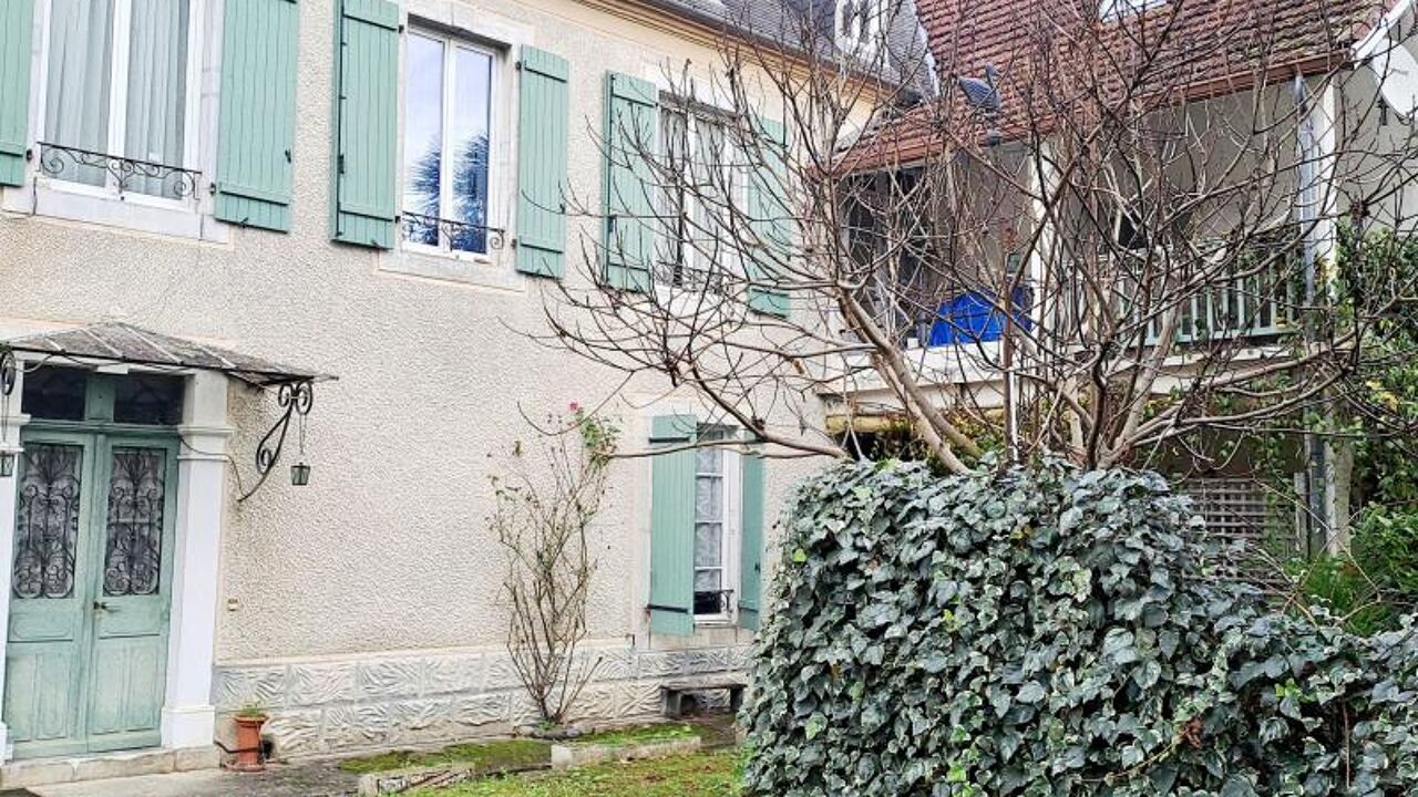 immeuble  pièces 268 m2 à vendre à Lestelle-Bétharram (64800)