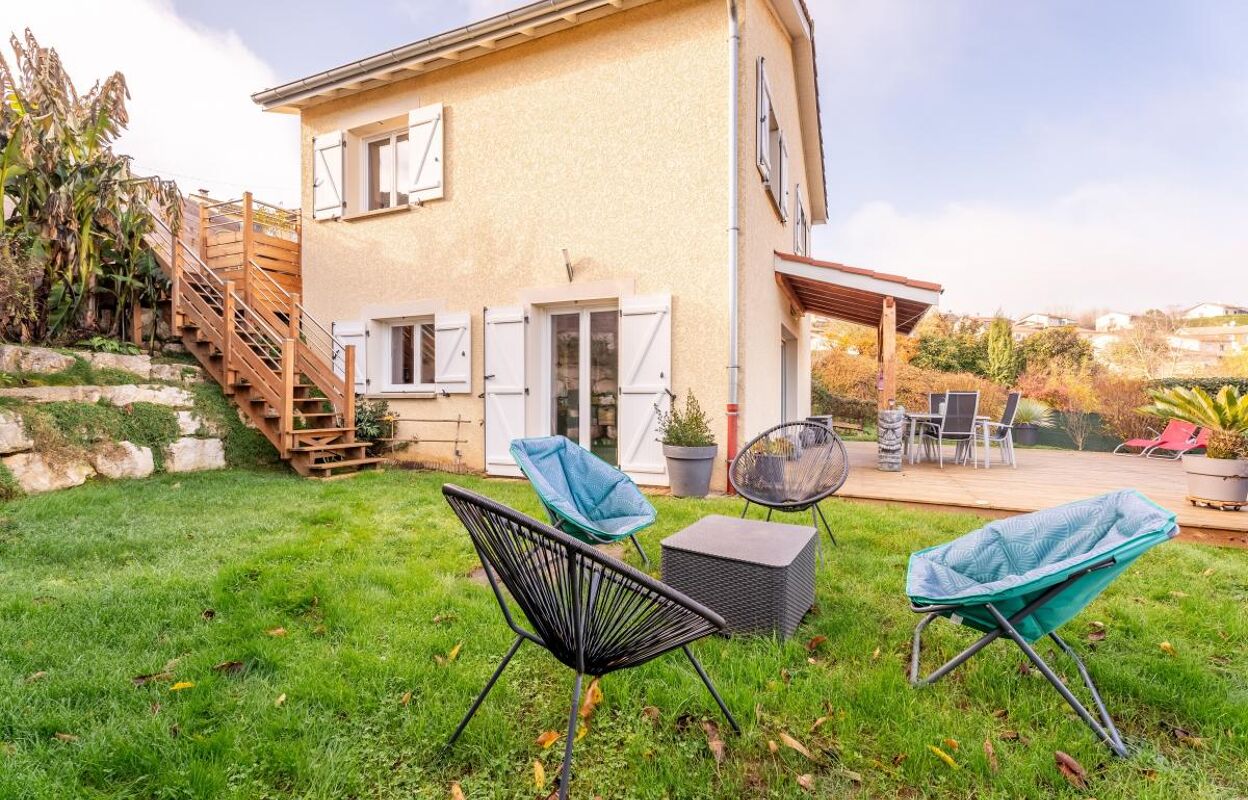 maison 4 pièces 97 m2 à vendre à Brussieu (69690)