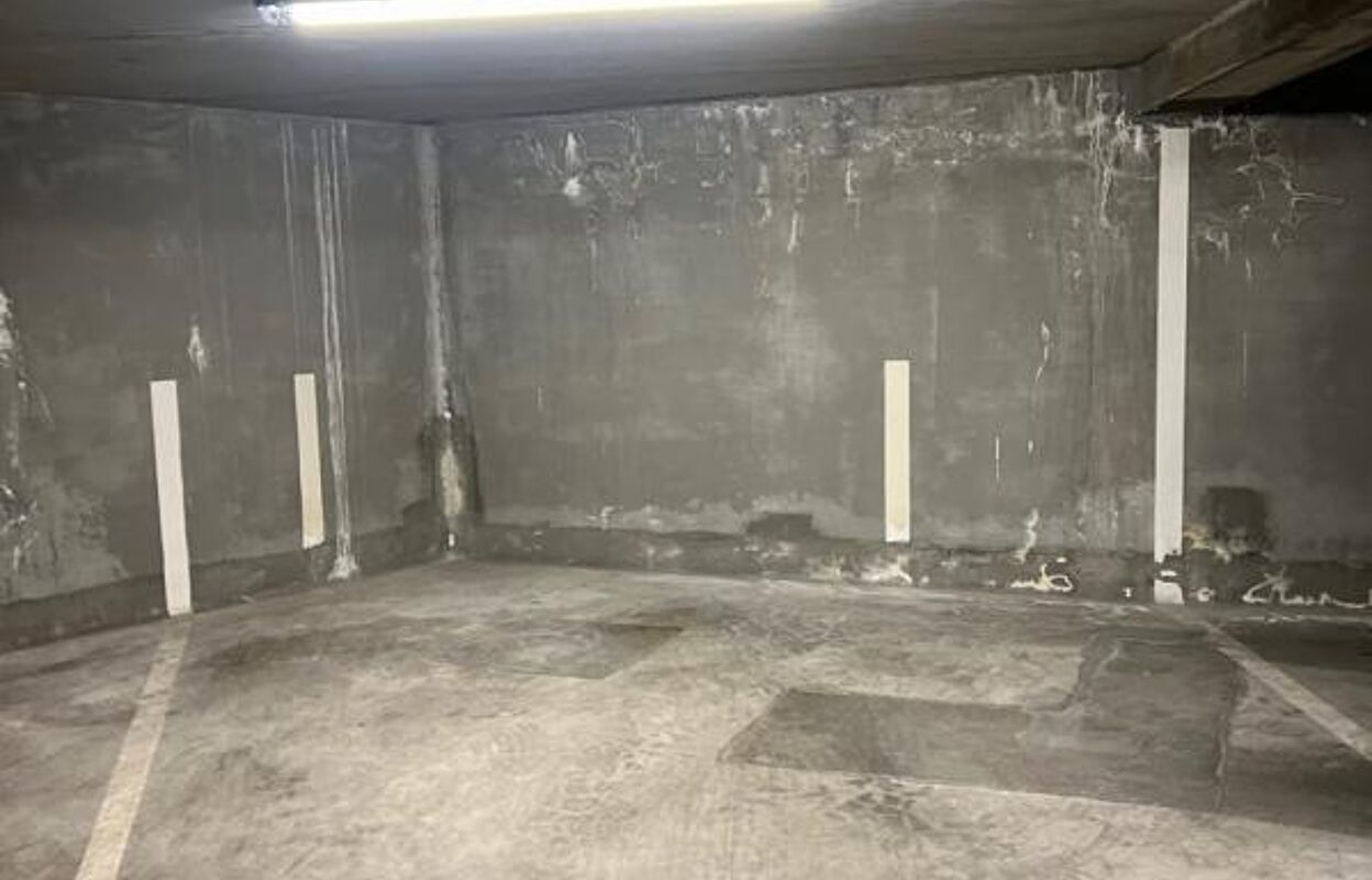 garage  pièces  m2 à vendre à Nantes (44000)