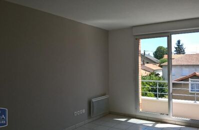 location appartement 660 € CC /mois à proximité de Neuville-de-Poitou (86170)