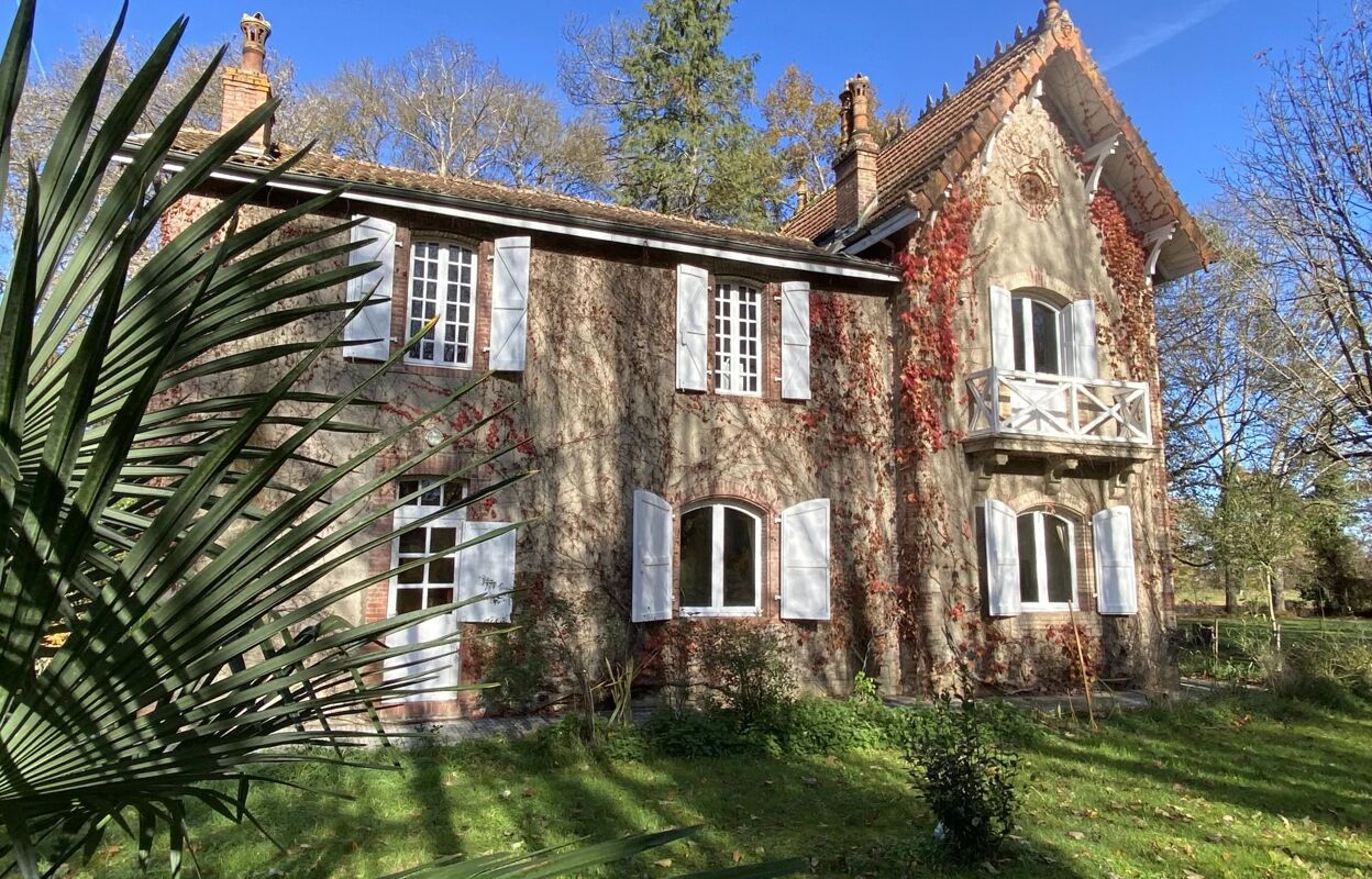 maison 7 pièces 208 m2 à vendre à Ciadoux (31350)