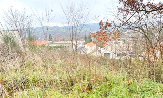 Terrain  679 m² à vendre à Le Chambon-Feugerolles (42500)