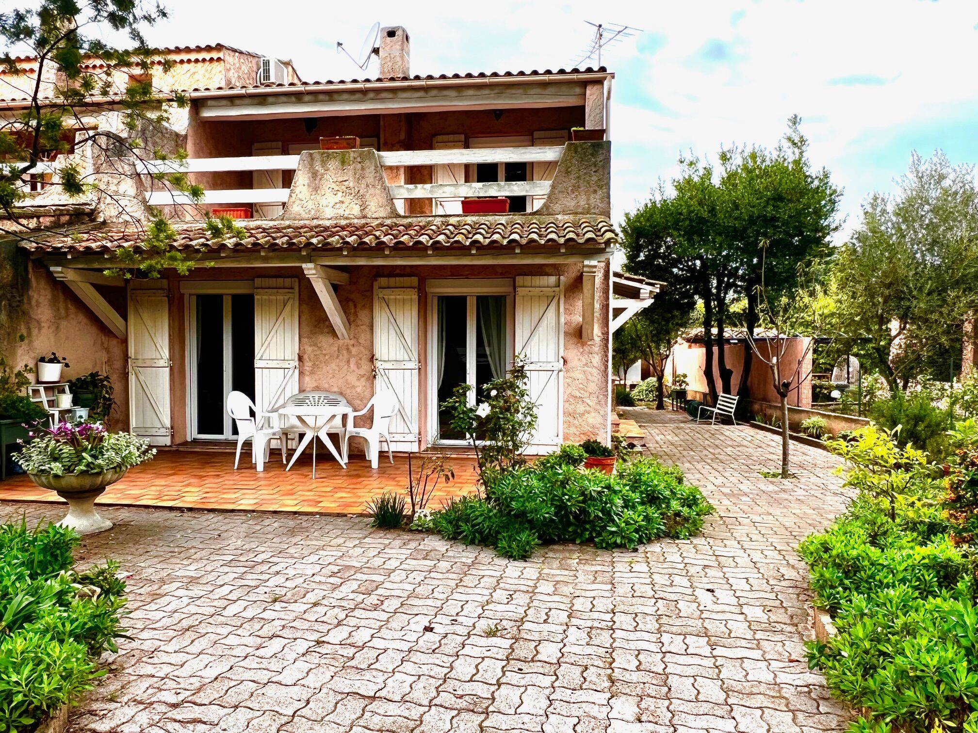 Villa / Maison 3 pièces  à vendre Saint-Mandrier-sur-Mer 83430