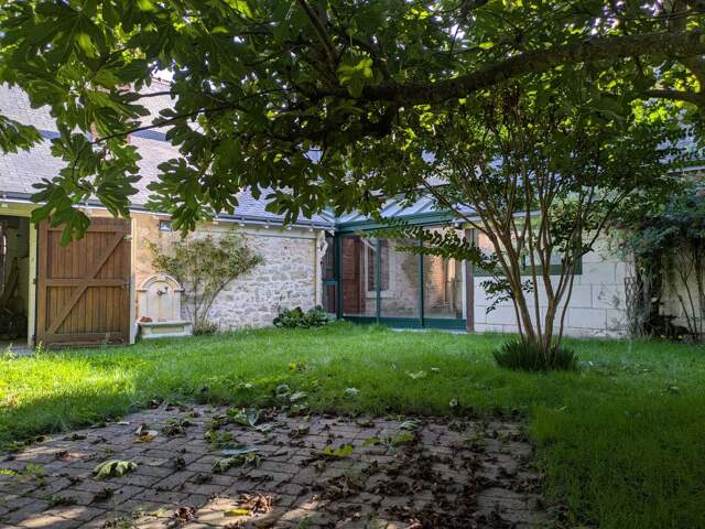 Maison 6 pièces 180 m² à Sainte-Catherine-de-Fierbois — photo du bien