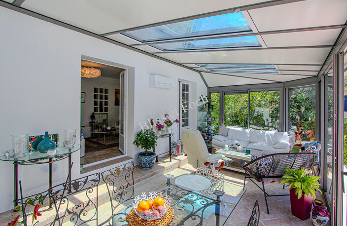 PARC D'HIVER BELLE VILLA LUMINEUSE TERRASSE - PISCINE- DOUBLE GARAGE — photo 4
