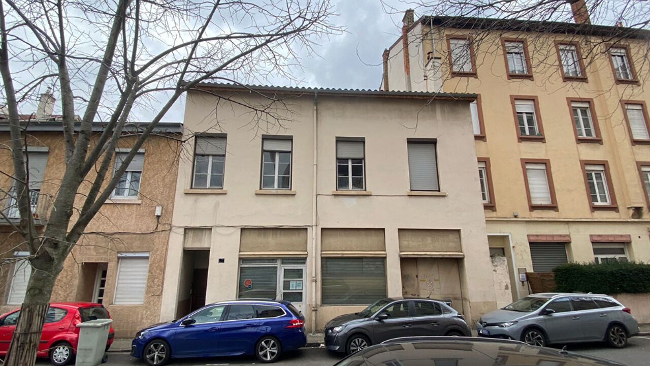 immeuble  pièces 410 m2 à vendre à Villeurbanne (69100)