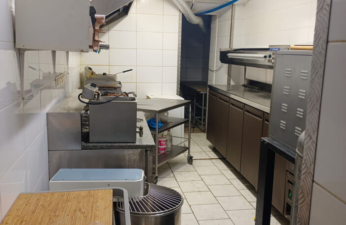 LOCAL PROFESSIONNEL — photo 5