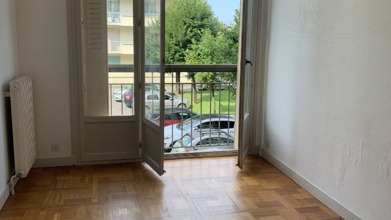 appartement 5 pièces 91 m2 à louer à Lyon 8 (69008)